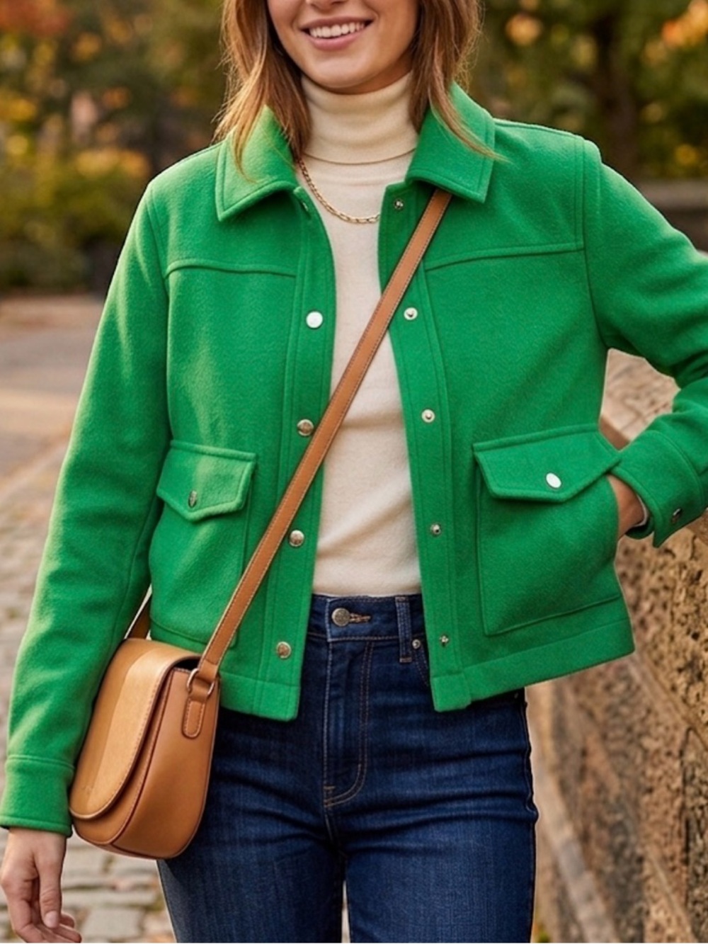 Joie Vibrant Kelly Green Cropped Utility Shacket – Silver Snap Front – Small